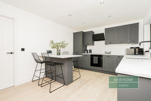 Photo 14- click for photo gallery